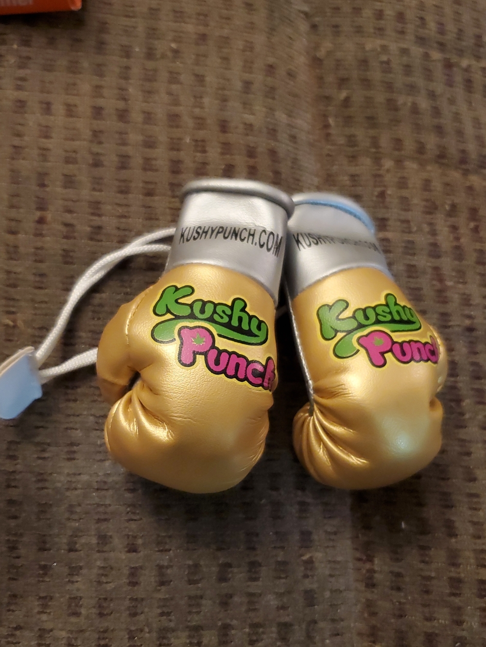 Mini Boxing Gloves - Gold
